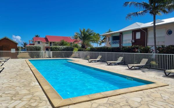 Appartement à vendre    3 pièces • 60 m2 Saint-François