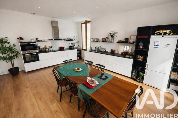Maison à vendre 8 pièces 175 m² Pineuilh