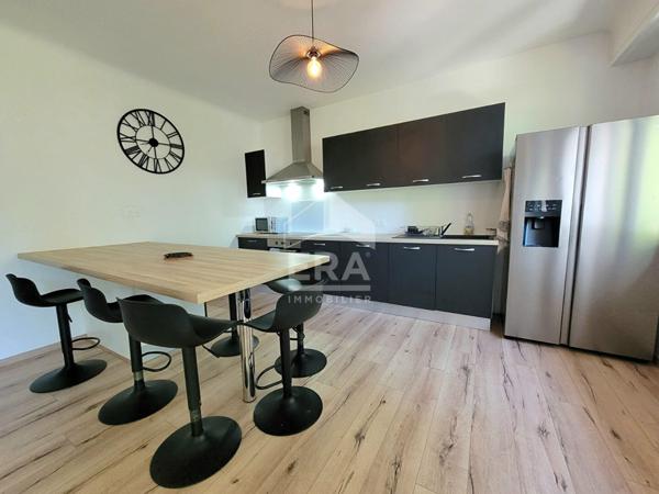 Billère -  Quartier Foire-Exposition : T4 de 84 m² totalement rénové avec goût