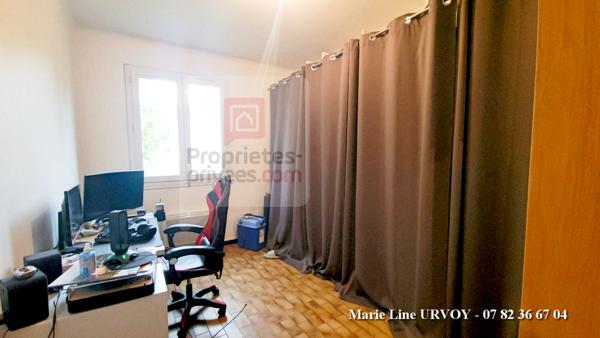 13550 NOVES: Appartement  T3  en RDC - 56.16 m² - terrasse et jardin