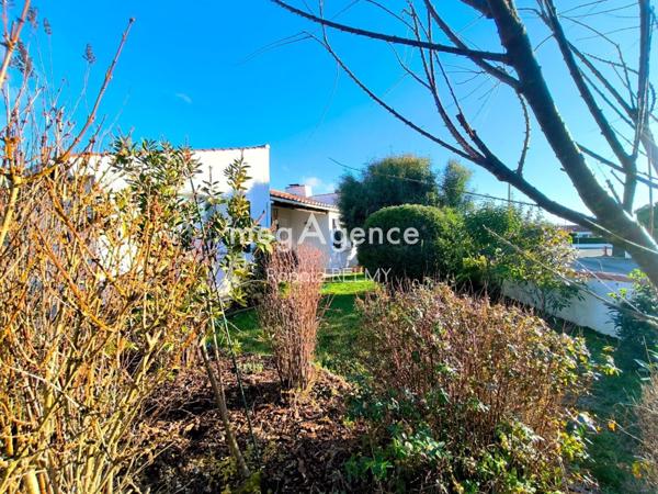 Maison à L' AIGUILLON-SUR-VIE, 85220 - 4 pièces 90m²