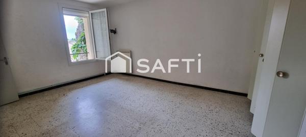 Belle bâtisse,grande remise,3 terrasses,4 chambres