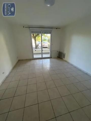 Appartement à louer 2 pièces 45.3m² Villenave-d'Ornon (33140)