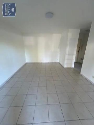 Appartement à louer 2 pièces 45.3m² Villenave-d'Ornon (33140)