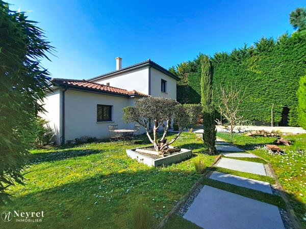Ternay – Villa contemporaine d’exception avec piscine et jardin paysager