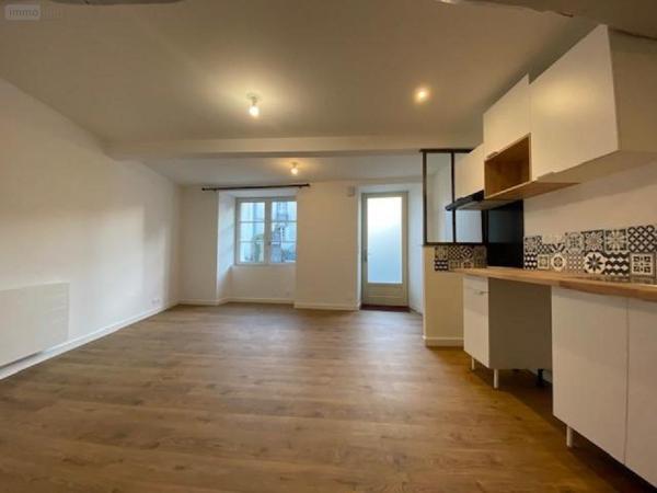 Maison à louer à Tinténiac en Ille-et-Vilaine (35190), ref : 105/1939