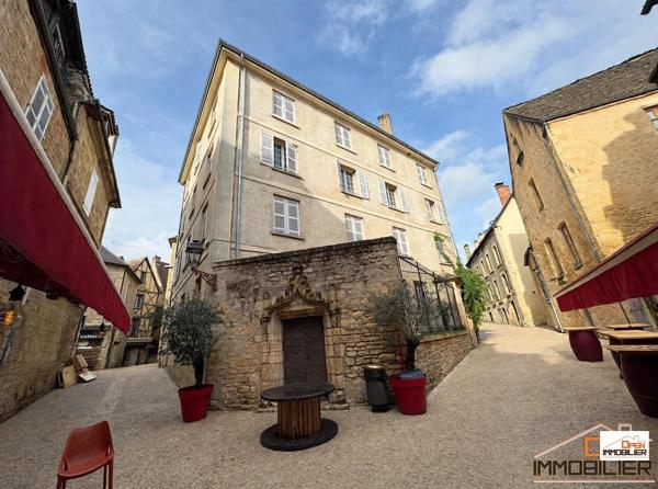 Appartement rénové 3 pièces à vendre à Sarlat-la-Canéda