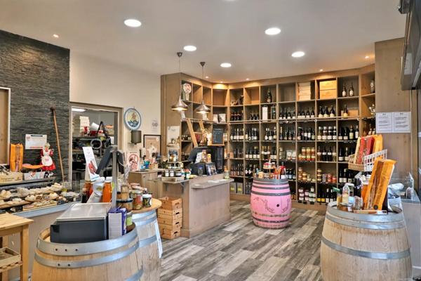 Magasin métiers de bouche - Centre commercial - Parkings