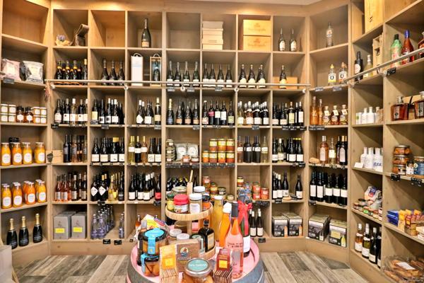 Magasin métiers de bouche - Centre commercial - Parkings