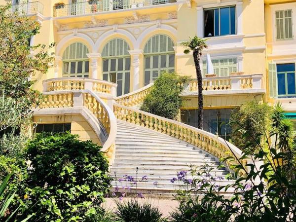 superbe appartement Frejus -St Raphael - quartier Valescure