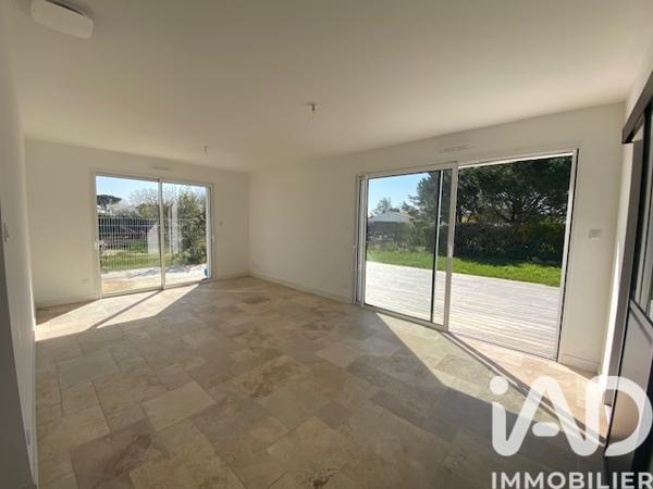 Maison à vendre 5 pièces 108 m² Champagné-les-Marais