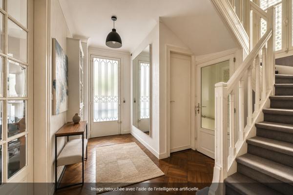 Maison Lavarenne 7 pièces 195 m² habitable / 245m² utile