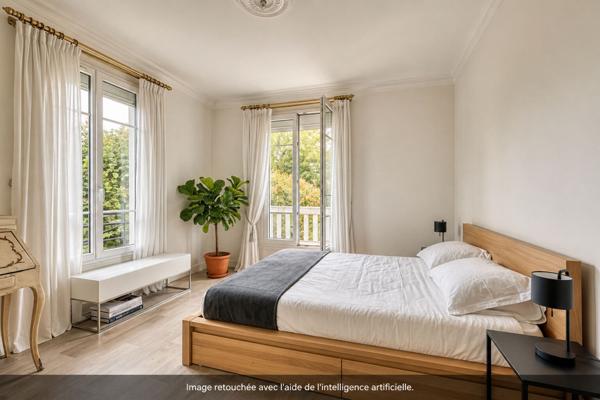 Maison Lavarenne 7 pièces 195 m² habitable / 245m² utile