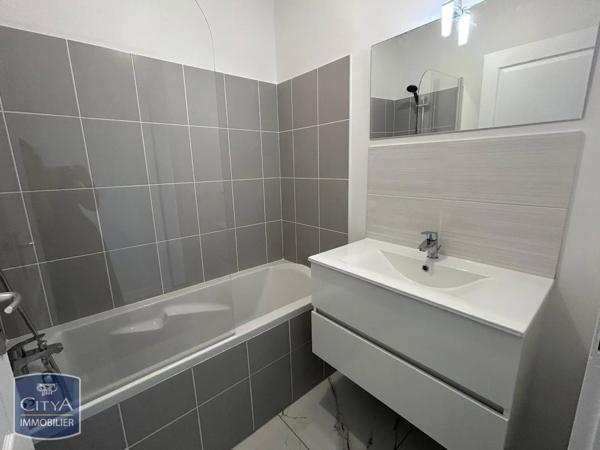 Maison à louer 4 pièces 93.21m² Le Mans (72000)