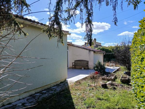 Ste Tulle, villa de 4 pièces avec véranda et garage
