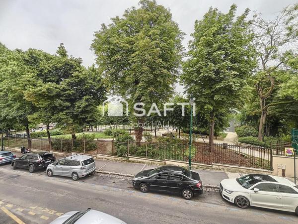 COLOMBES CENTRE-VILLE. RUE AMBROISE PARE, UNE VUE DÉGAGÉE, RAVALEMENT AVEC ISOLATION EN COURS!