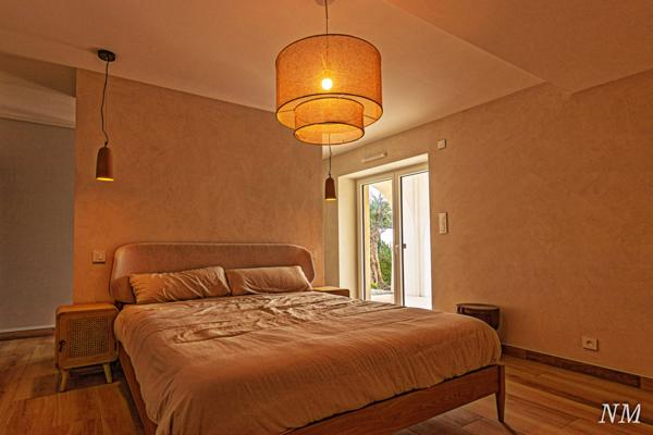 Les Issambres (83380) Villa vue mer panoramique 5 chambres entièrement rénovée.