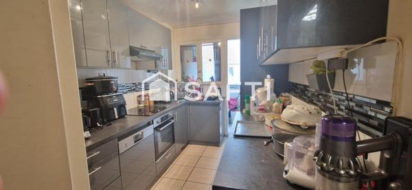 Appartement 3 PIECES 2 CHAMBRES 71M² + cave et box