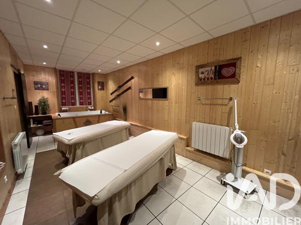 Murs commerciaux  à vendre 147 m² Mont-Dore