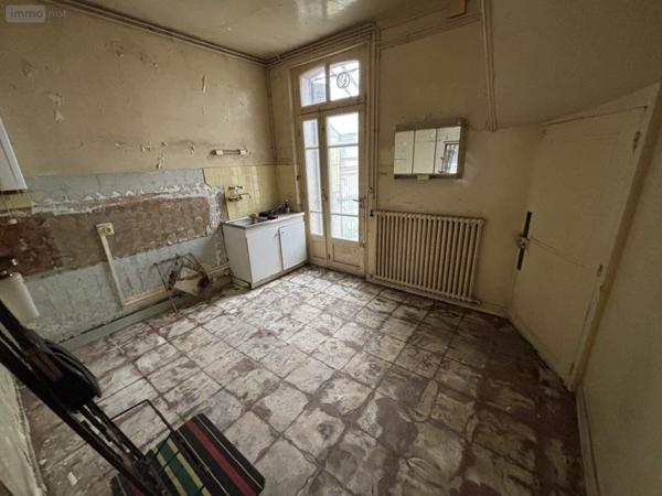 Maison à vendre à Bessé-sur-Braye dans la Sarthe (72310), ref : 101/1931