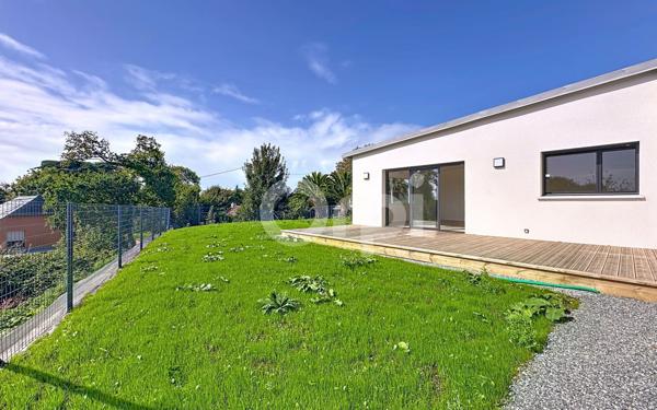 Maison à vendre    4 pièces •  Lannilis