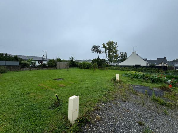 Terrain 370 m²