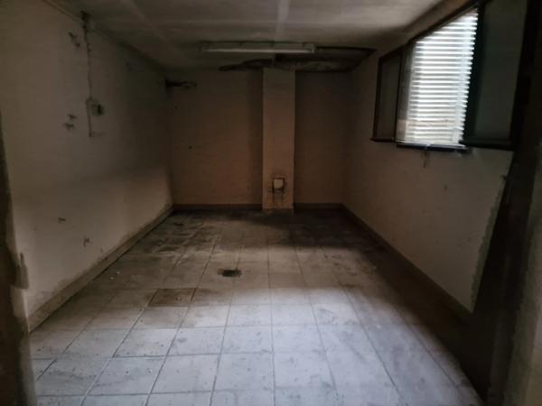 Dpt Vosges (88), à vendre proche CHÂTENOIS / GIRONCOURT / VITTEL - MAISON T6 duplex avec TERRASSE à rénover