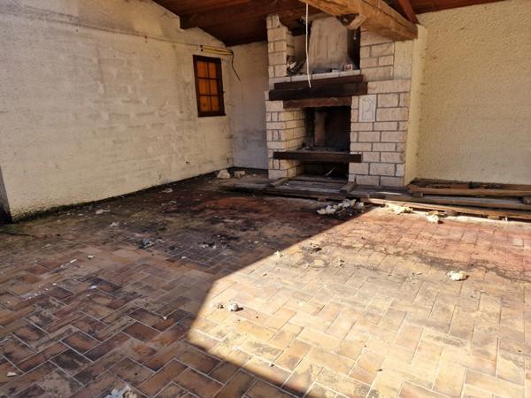 Dpt Vosges (88), à vendre proche CHÂTENOIS / GIRONCOURT / VITTEL - MAISON T6 duplex avec TERRASSE à rénover