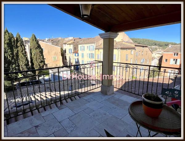 Immeuble à vendre 16 pièces de 384 m²