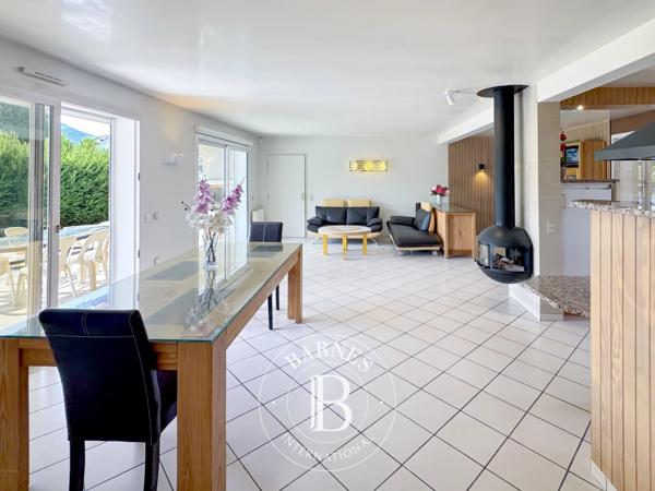 Chambéry, Maison 3 Chambres -  191 m² à vendre