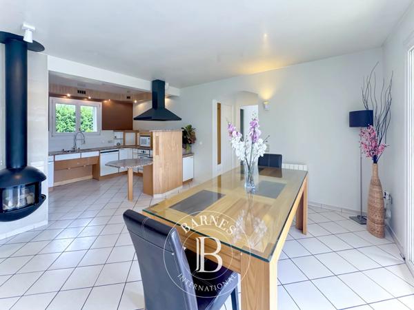 Chambéry, Maison 3 Chambres -  191 m² à vendre