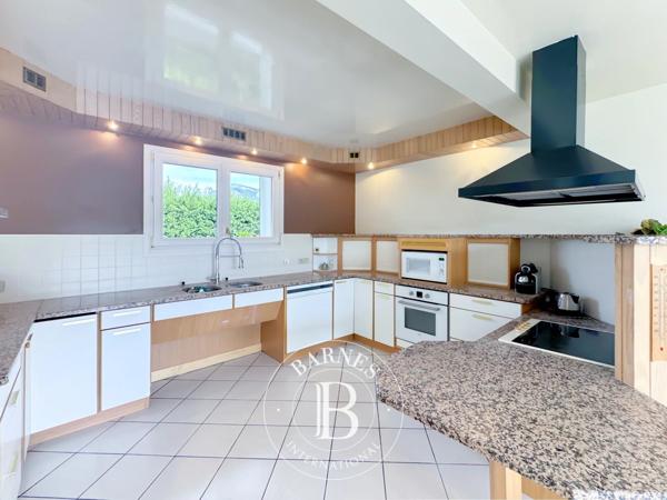 Chambéry, Maison 3 Chambres -  191 m² à vendre