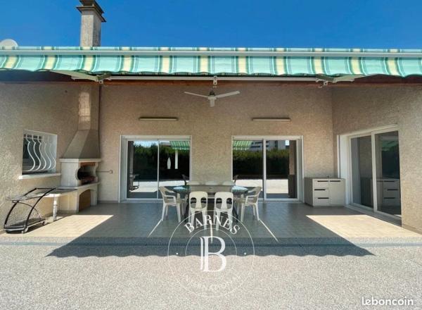 Chambéry, Maison 3 Chambres -  191 m² à vendre