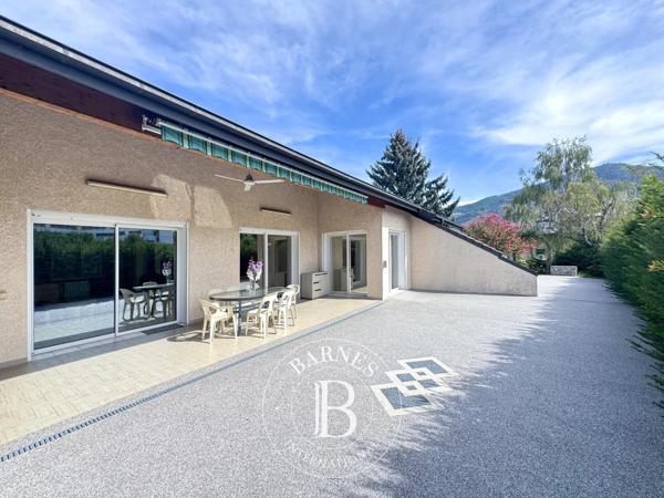 Chambéry, Maison 3 Chambres -  191 m² à vendre