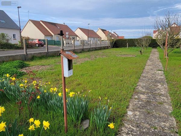 Terrain à Batir à vendre à Châteaudun dans l'Eure-et-Loir (28200), ref : RC/706