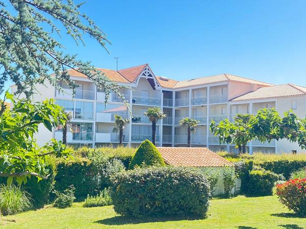 APPARTEMENT à VAUX SUR MER