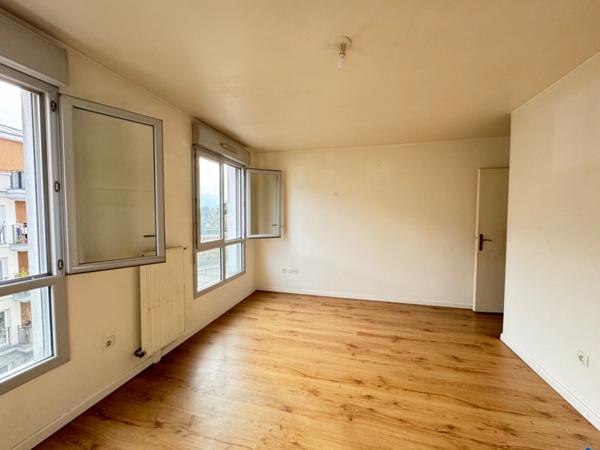 Appartement à vendre 2 pièces lumineux à ROSNY SOUS BOIS (93),