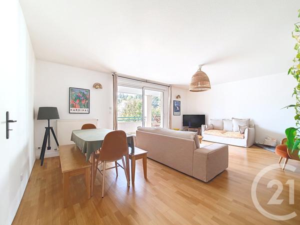 Appartement F4 à vendre  4 pièces - 93,71 m2 CLERMONT FERRAND - 63