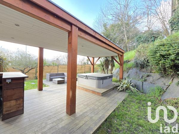 Maison à vendre 5 pièces 96 m² Saint-Caprais-de-Bordeaux