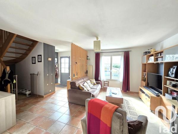 Maison à vendre 5 pièces 96 m² Saint-Caprais-de-Bordeaux