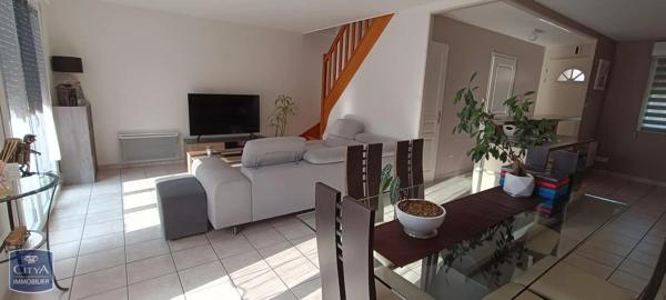 Maison à louer 4 pièces 80.2m² Saint-Denis-lès-Bourg (01000)