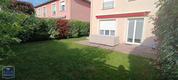 Maison à louer 4 pièces 80.2m² Saint-Denis-lès-Bourg (01000)