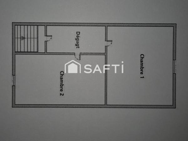 Maison de Village avec deux grandes chambres située dans le quartier prisé les Bonfillons à restaurer pour une vie au calme à 10 minutes d'Aix en Provence.