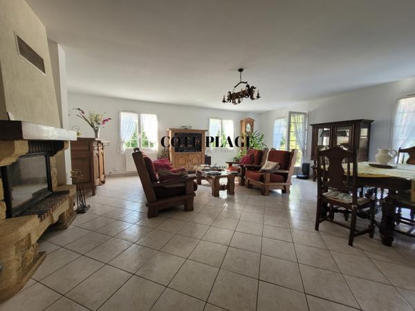 Saint-Sulpice-de-Royan (17200) Saint-Sulpice-De-Royan : maison 5 pièces - piscine + studio avec terrain arboré - PRIX DE VENTE HAI 420 000€