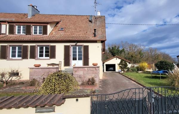 Maison familiale aux beaux volumes et au cadre privilégié