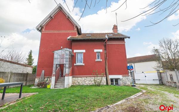 Maison à vendre    6 pièces • 176 m2 Saint-Brice-Courcelles