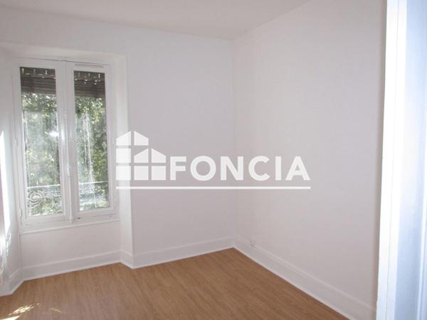 Location Appartement 2 pièces 36.64 m² - 6 PLACE SAINT BRUNO Grenoble 38000