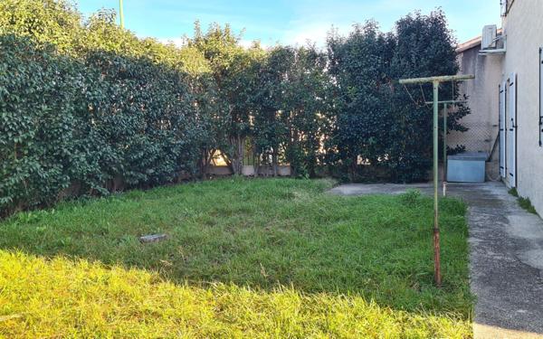 Maison à louer    4 pièces •  Mèze