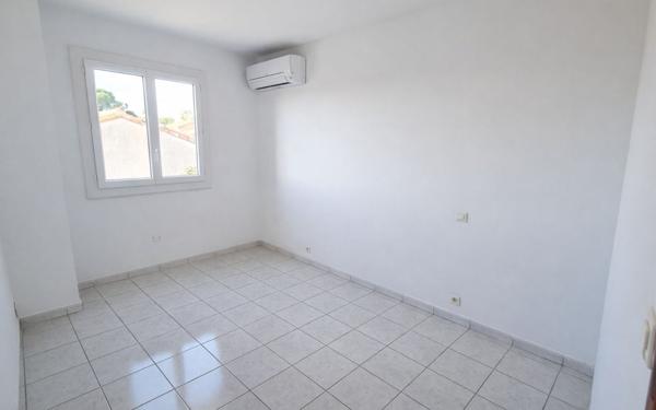 Maison à louer    4 pièces •  Mèze