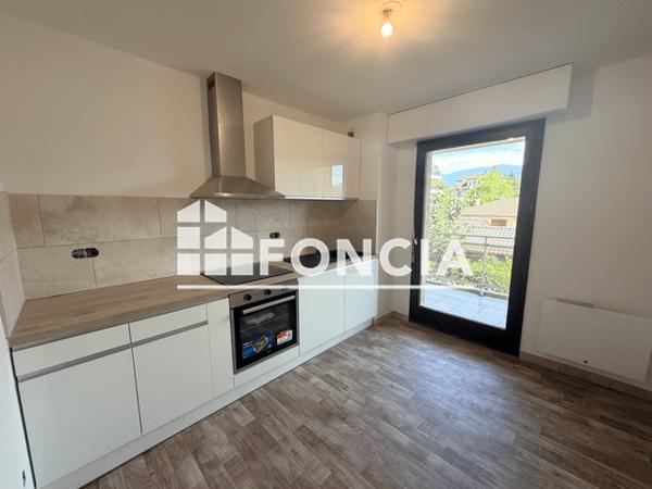 Location Appartement 4 pièces 86.76 m² - 8-10 CHEMIN DES CROZ Thonon Les Bains 74200